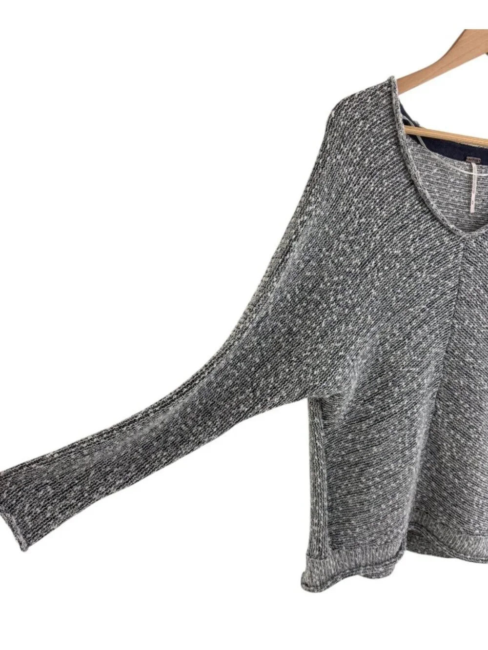 Free‎ People Bright Lights Dolman V-Neck Sweater Gray Marled Chunky Knit Size M